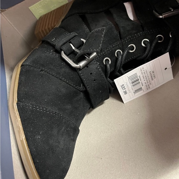 UNIVERSAL THREAD BRANDI SHOES - Picture 3 of 4